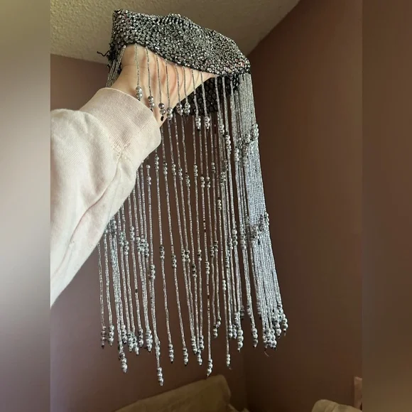 Beaded head dress - Picture 3 of 3